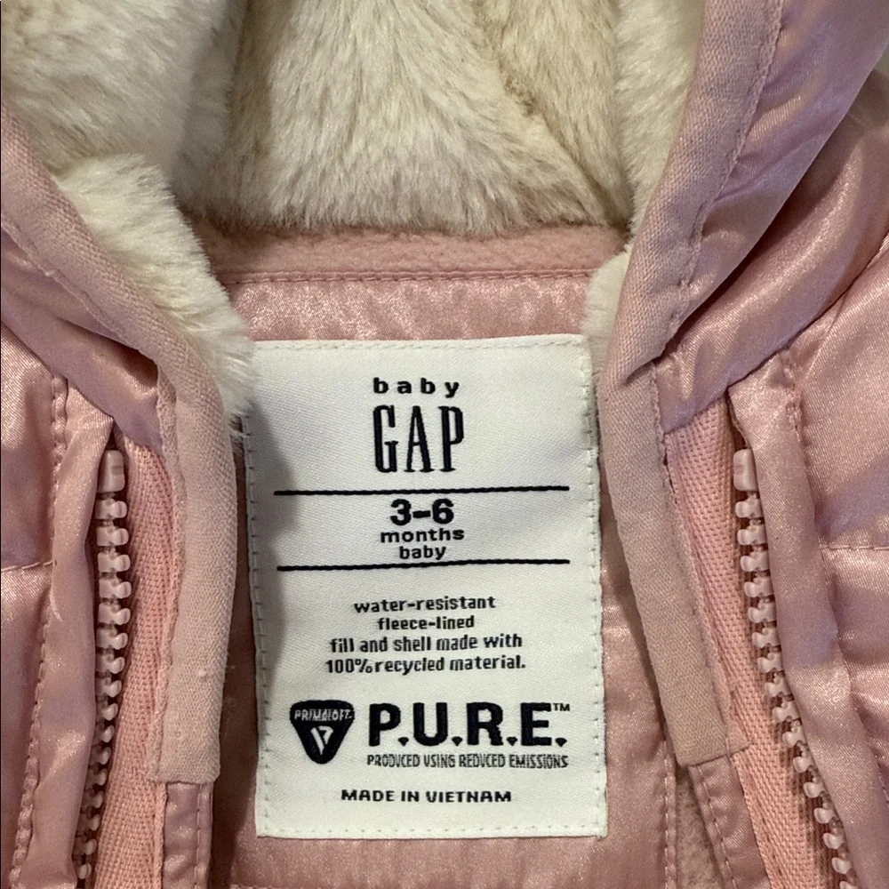 Baby GAP Pink Puffer Baby One-Piece Snowsuit with Hood 3-6 M